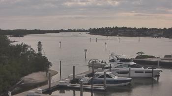 Weather camera view of Hamilton Harbor Yacht Club.