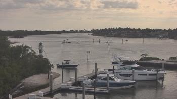 Weather camera view of Hamilton Harbor Yacht Club.