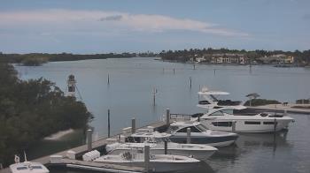 Weather camera view of Hamilton Harbor Yacht Club.