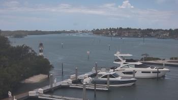 Weather camera view of Hamilton Harbor Yacht Club.