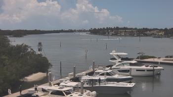 Weather camera view of Hamilton Harbor Yacht Club.