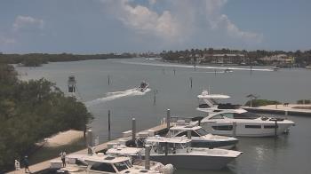 Weather camera view of Hamilton Harbor Yacht Club.