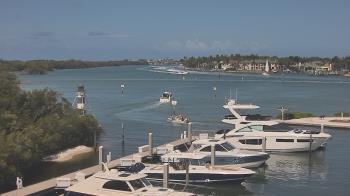 Weather camera view of Hamilton Harbor Yacht Club.