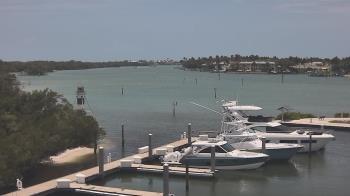 Weather camera view of Hamilton Harbor Yacht Club.