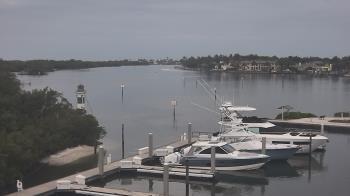 Weather camera view of Hamilton Harbor Yacht Club.