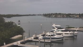Weather camera view of Hamilton Harbor Yacht Club.