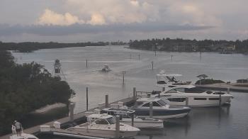 Weather camera view of Hamilton Harbor Yacht Club.