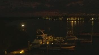 Weather camera view of Hamilton Harbor Yacht Club.