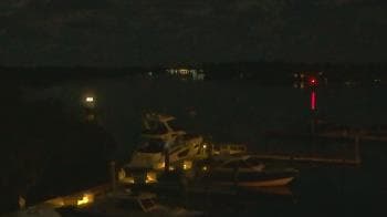 Weather camera view of Hamilton Harbor Yacht Club.