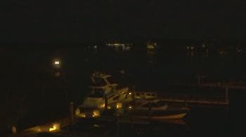 Weather camera view of Hamilton Harbor Yacht Club.