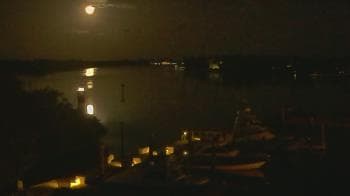 Weather camera view of Hamilton Harbor Yacht Club.