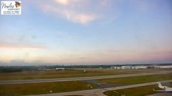 Weather camera view of Naples Municipal Arpt Tower 104 ft elev.