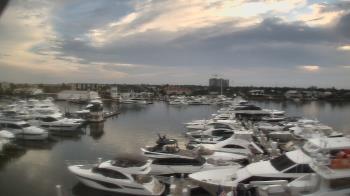 Weather camera view of Bayview Dental Arts Dr.Scherder.