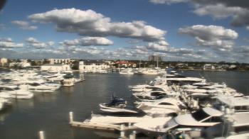 Weather camera view of Bayview Dental Arts Dr.Scherder.