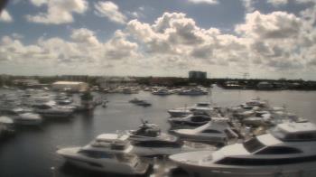 Weather camera view of Bayview Dental Arts Dr.Scherder.