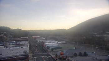 Weather camera view of Hotel Norton.