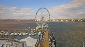 Weather camera view of National Harbor.