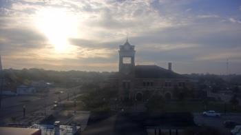 Weather camera view of City of Navasota.