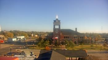 Weather camera view of City of Navasota.
