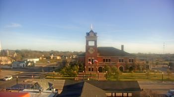Weather camera view of City of Navasota.