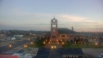 Weather camera view of City of Navasota.