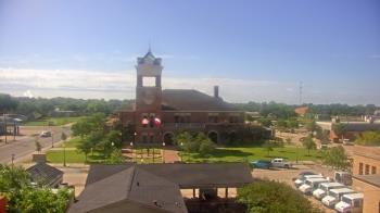 Weather camera view of City of Navasota.
