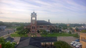 Weather camera view of City of Navasota.