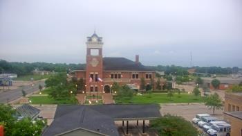 Weather camera view of City of Navasota.