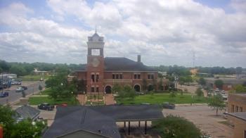 Weather camera view of City of Navasota.