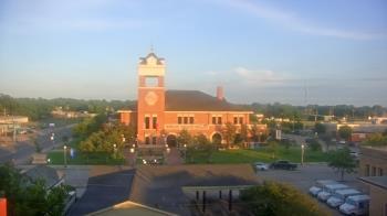Weather camera view of City of Navasota.
