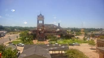 Weather camera view of City of Navasota.