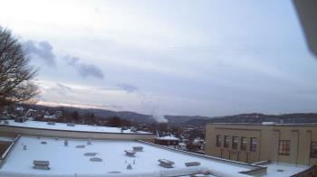 Weather camera view of Roy A Hunt Elementary School.