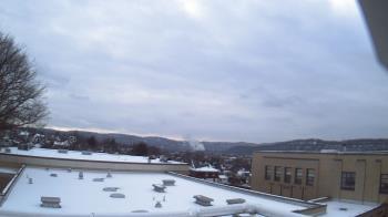 Weather camera view of Roy A Hunt Elementary School.