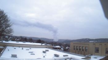 Weather camera view of Roy A Hunt Elementary School.