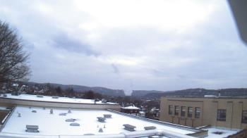 Weather camera view of Roy A Hunt Elementary School.