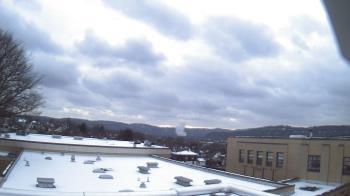 Weather camera view of Roy A Hunt Elementary School.