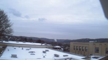 Weather camera view of Roy A Hunt Elementary School.