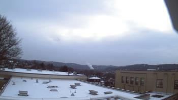 Weather camera view of Roy A Hunt Elementary School.