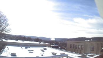 Weather camera view of Roy A Hunt Elementary School.
