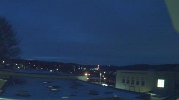 Weather camera view of Roy A Hunt Elementary School.