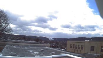 Weather camera view of Roy A Hunt Elementary School.