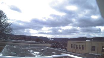 Weather camera view of Roy A Hunt Elementary School.