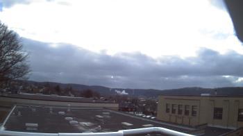 Weather camera view of Roy A Hunt Elementary School.