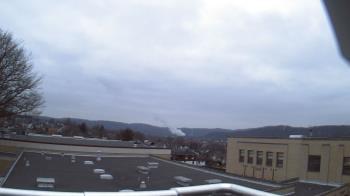 Weather camera view of Roy A Hunt Elementary School.