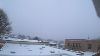 Weather camera view of Roy A Hunt Elementary School.