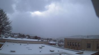 Weather camera view of Roy A Hunt Elementary School.