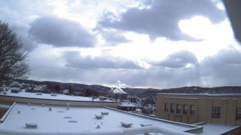 Weather camera view of Roy A Hunt Elementary School.