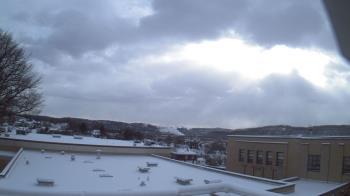 Weather camera view of Roy A Hunt Elementary School.
