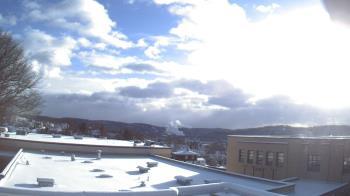 Weather camera view of Roy A Hunt Elementary School.