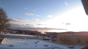 Weather camera view of Roy A Hunt Elementary School.